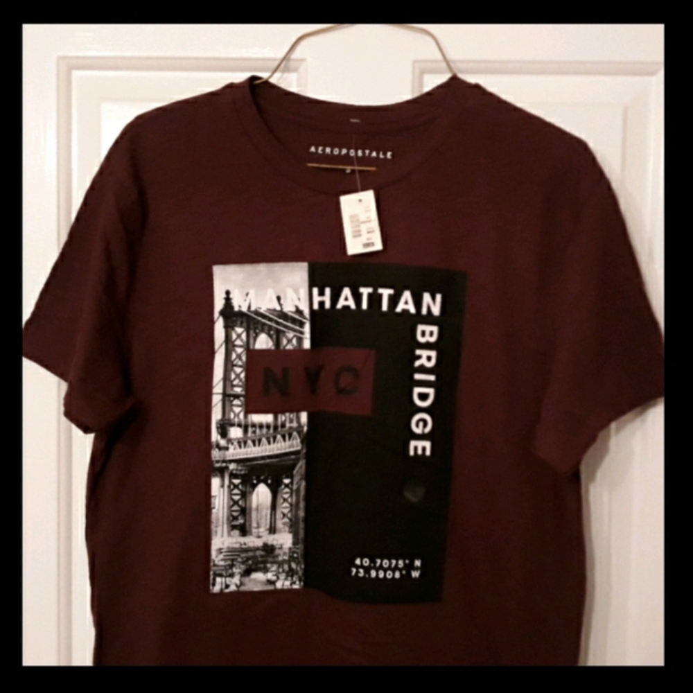 NEW Aeropostale Burgundy  graphic tee shirt